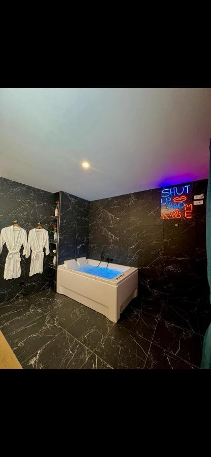 R.Suite Saint-Etienne  Kültér fotó
